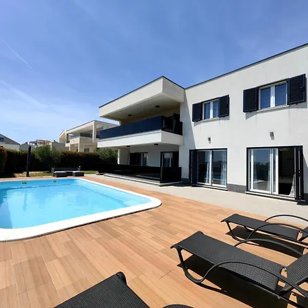 Tijara With Shared Pool *