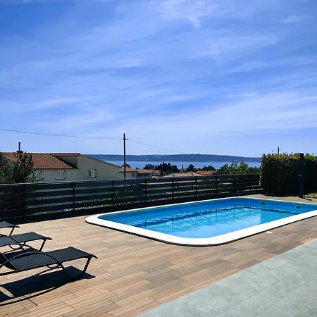 Tijara With Shared Pool *